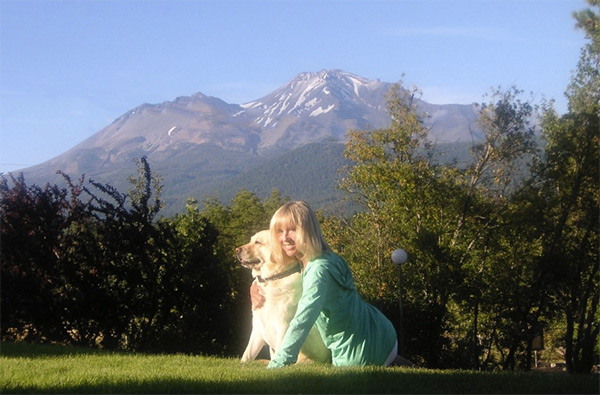 Kayla and Roxanne at Mt. Shasta