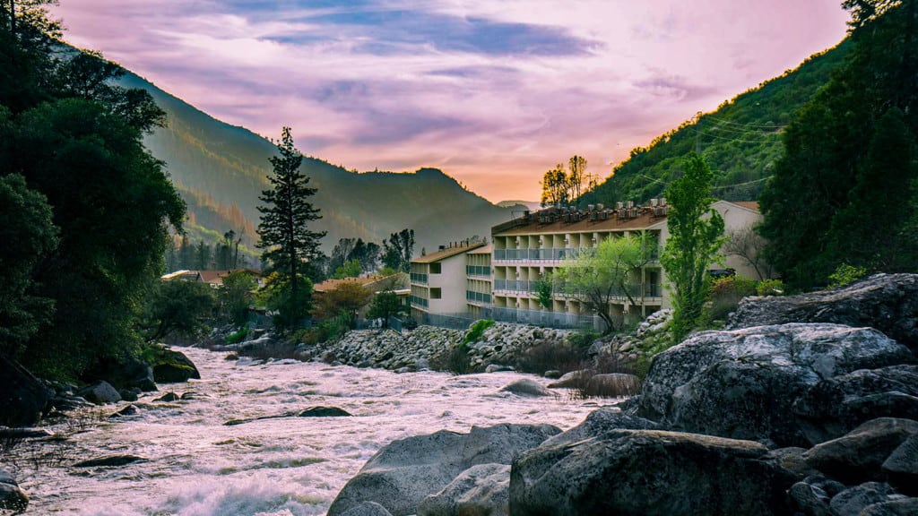 Yosemite View Lodge